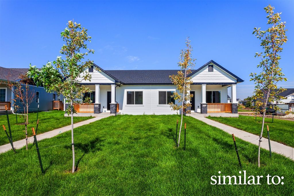 9716 Regatta Lane, Johnston, IA 50131