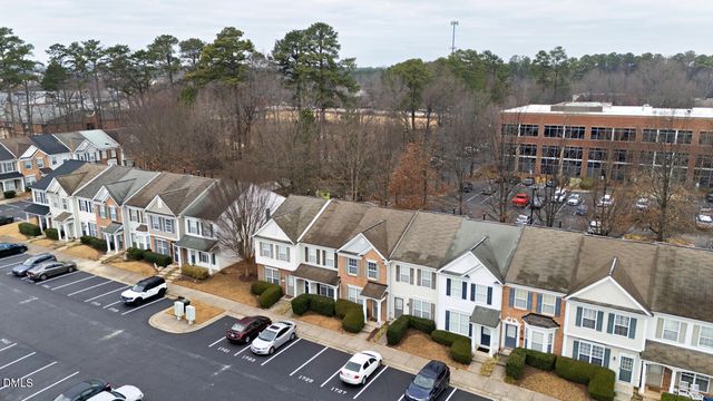 1725 Sorrell Brook Way, Raleigh, NC 27609