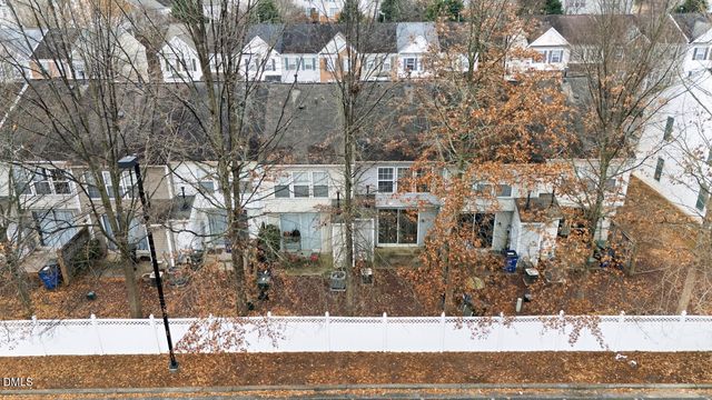 1725 Sorrell Brook Way, Raleigh, NC 27609