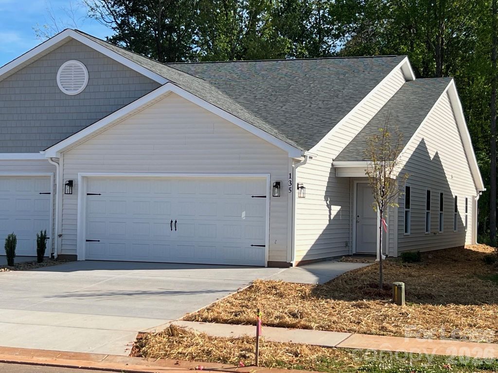 135 Brawley Villas Place, Mooresville, NC 28117