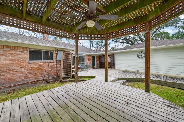 1722 Shannon Valley Drive, Houston, TX 77077