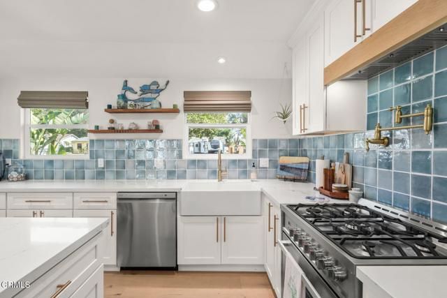 3931 Dean Drive, Ventura, CA 93003