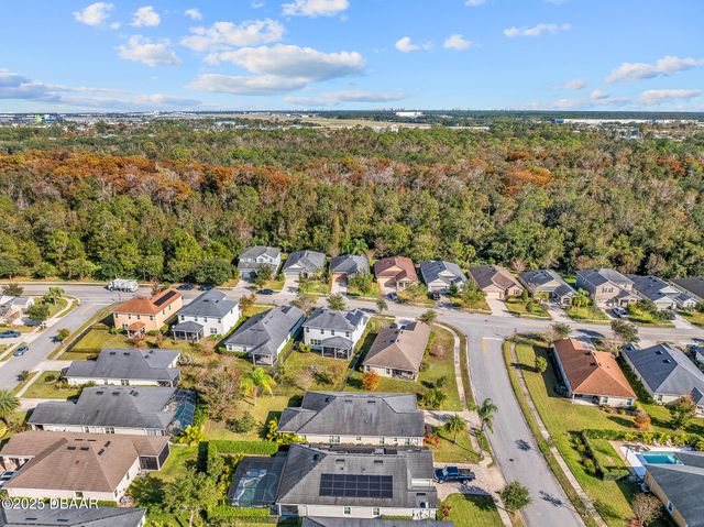 609 Champion Ridge Drive, Daytona Beach, FL 32124