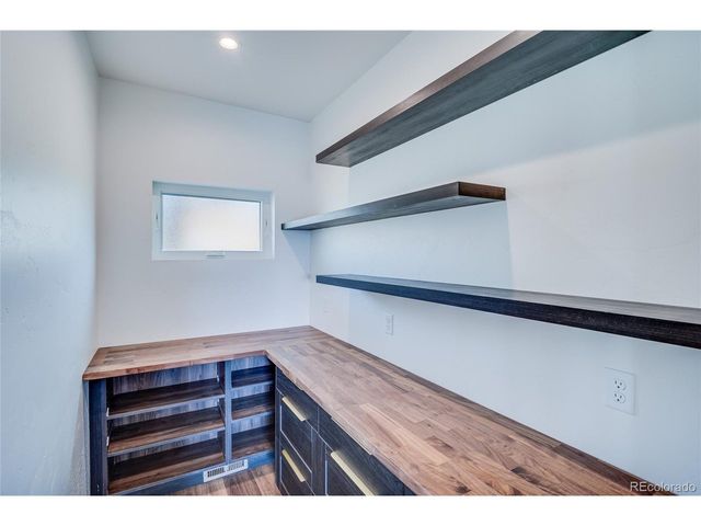 561 Upper Ranch View Rd, Granby, CO 80446