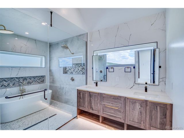 561 Upper Ranch View Rd, Granby, CO 80446