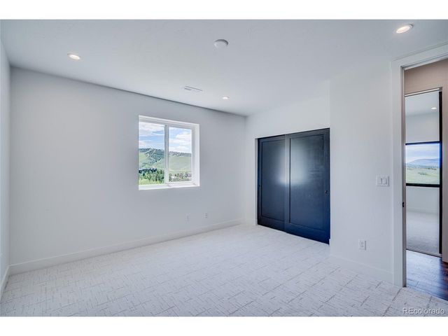 561 Upper Ranch View Rd, Granby, CO 80446