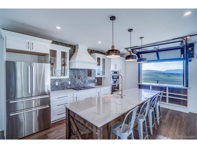 561 Upper Ranch View Rd, Granby, CO 80446