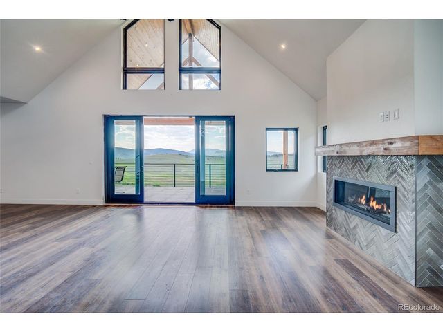 561 Upper Ranch View Rd, Granby, CO 80446