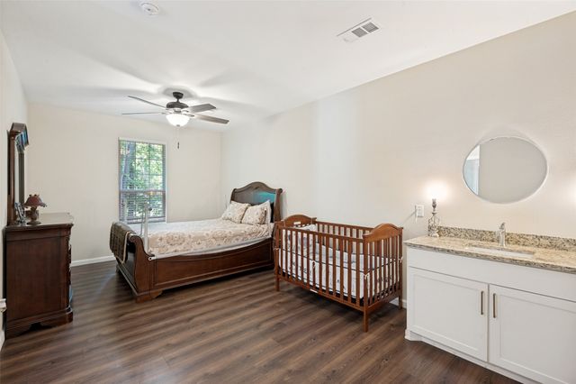 343 N Morris Street, Gainesville, TX 76240