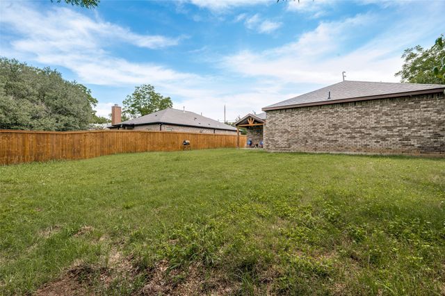 343 N Morris Street, Gainesville, TX 76240