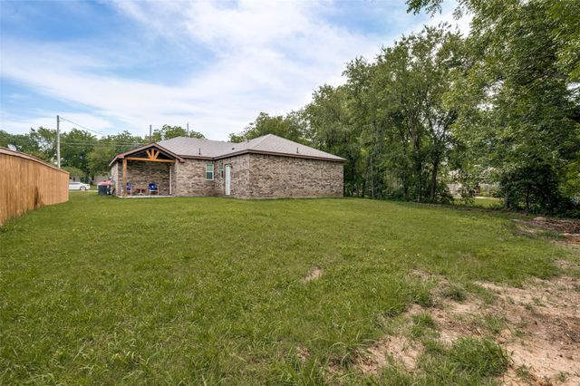 343 N Morris Street, Gainesville, TX 76240