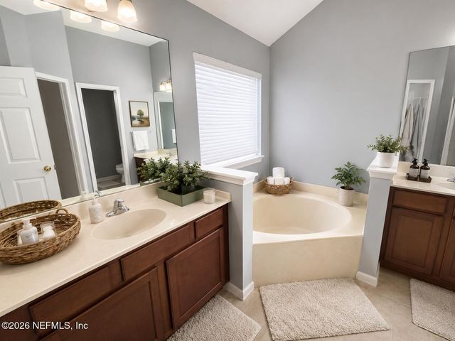 14117 FISH EAGLE Drive E, Jacksonville, FL 32226