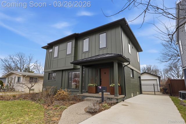 1935 Nakota Road, Royal Oak, MI 48073