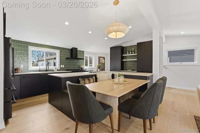 1935 Nakota Road, Royal Oak, MI 48073