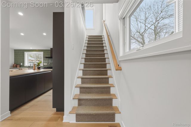 1935 Nakota Road, Royal Oak, MI 48073