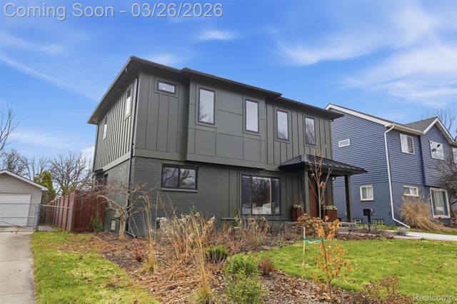 1935 Nakota Road, Royal Oak, MI 48073