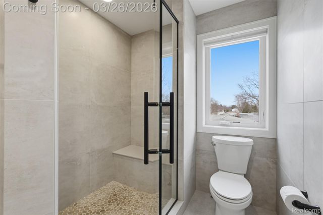 1935 Nakota Road, Royal Oak, MI 48073