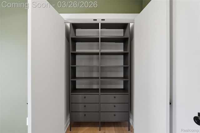 1935 Nakota Road, Royal Oak, MI 48073