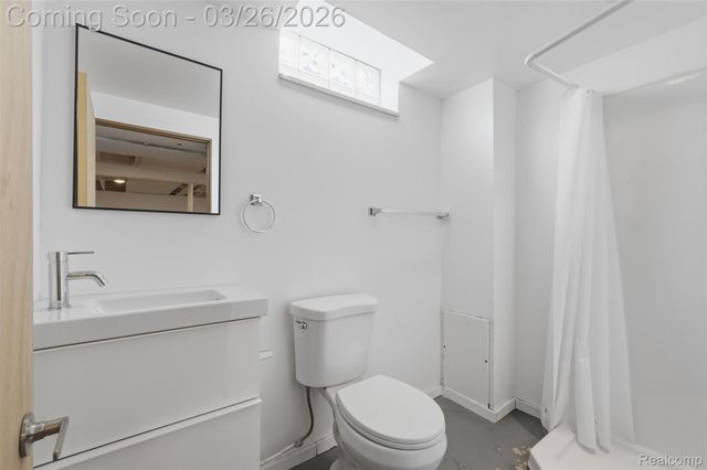 1935 Nakota Road, Royal Oak, MI 48073