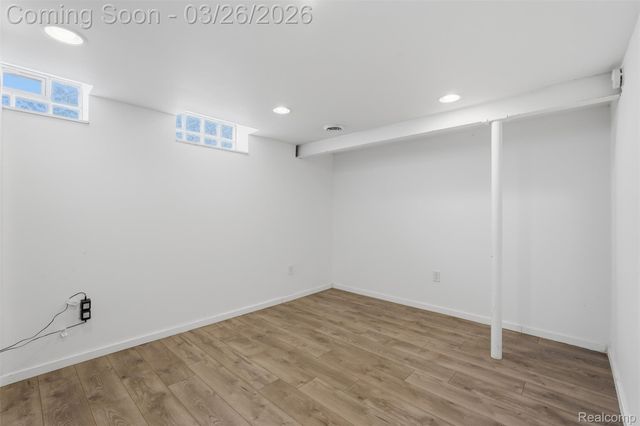 1935 Nakota Road, Royal Oak, MI 48073