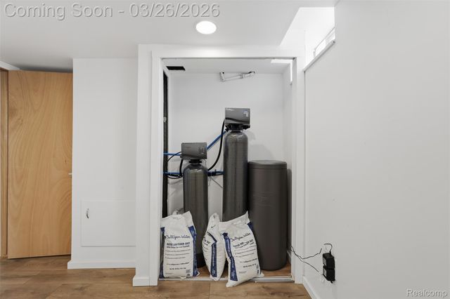 1935 Nakota Road, Royal Oak, MI 48073