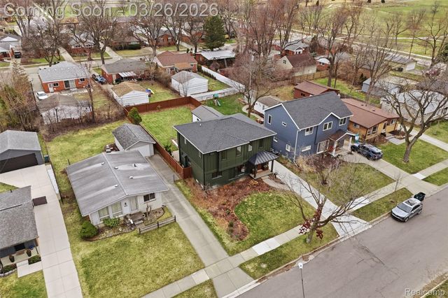 1935 Nakota Road, Royal Oak, MI 48073