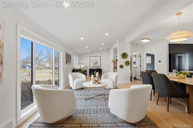 1935 Nakota Road, Royal Oak, MI 48073