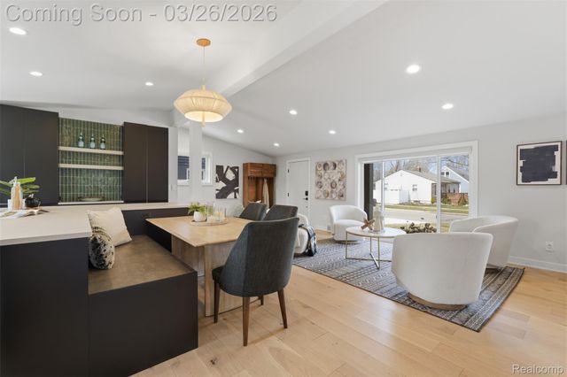 1935 Nakota Road, Royal Oak, MI 48073