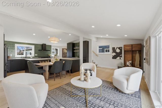 1935 Nakota Road, Royal Oak, MI 48073