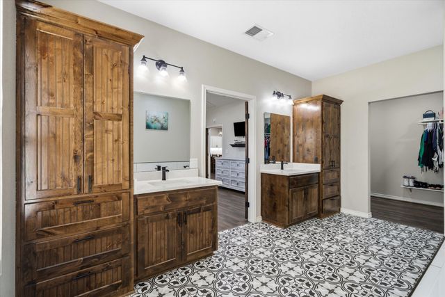 350 VZ CountyRoad 1818, Grand Saline, TX 75140