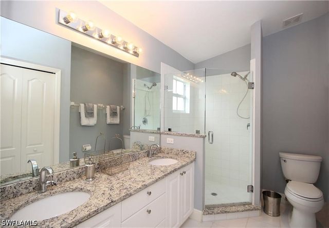 2920 Cypress Trace CIR 204, Naples, FL 34119
