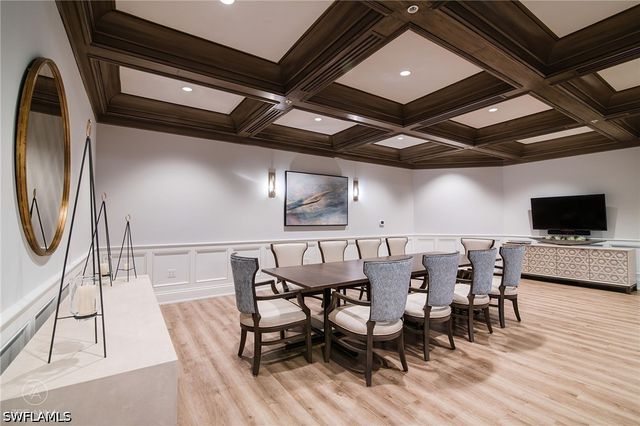 2920 Cypress Trace CIR 204, Naples, FL 34119
