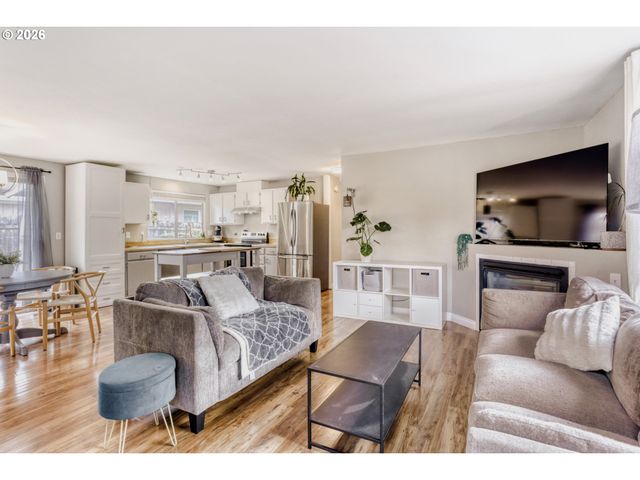 13845 Sw 104TH Ave, Portland, OR 97223