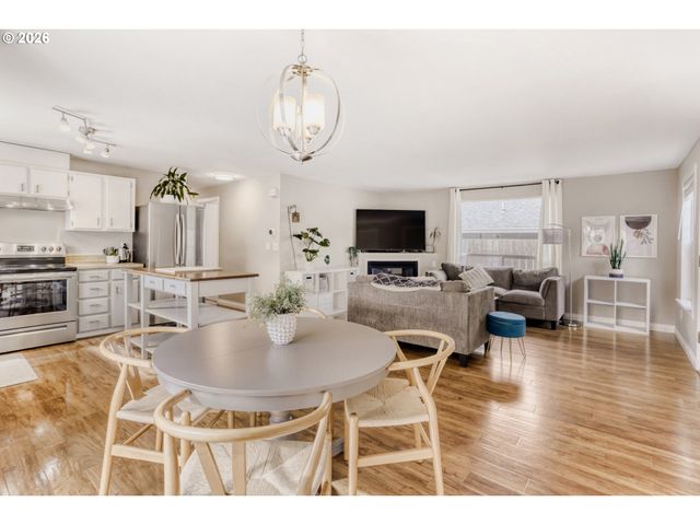 13845 Sw 104TH Ave, Portland, OR 97223