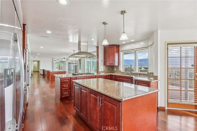 25044 Crestview Drive, Loma Linda, CA 92354