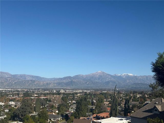 25044 Crestview Drive, Loma Linda, CA 92354