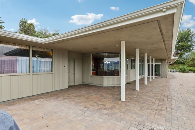 25044 Crestview Drive, Loma Linda, CA 92354