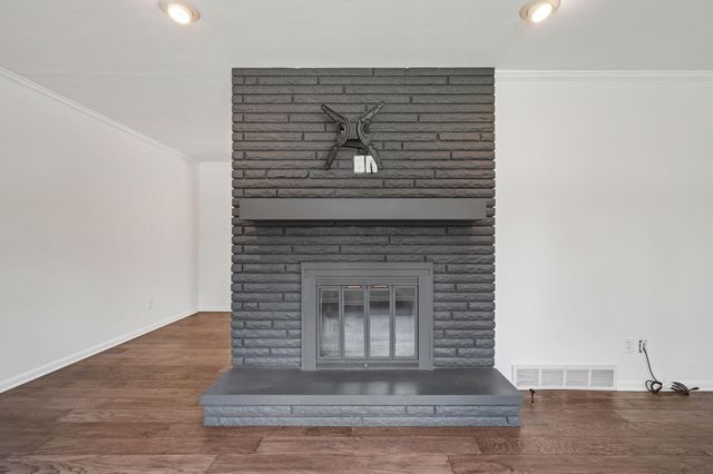 598 Latham Court, Columbus, OH 43214