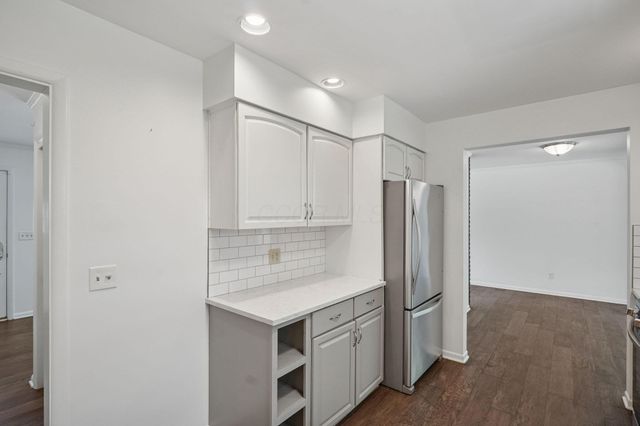 598 Latham Court, Columbus, OH 43214