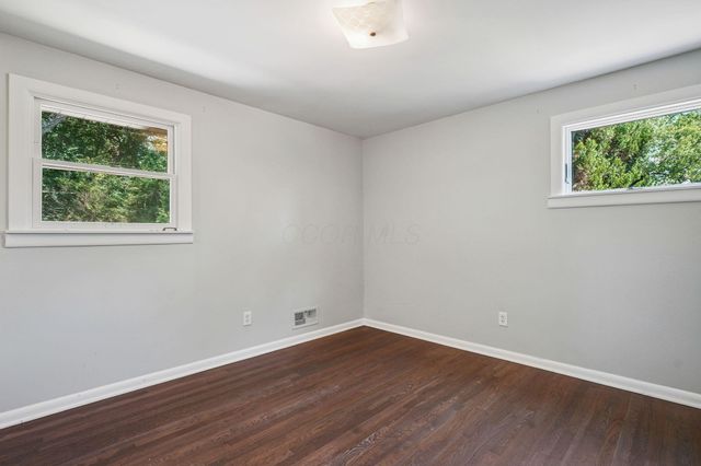 598 Latham Court, Columbus, OH 43214