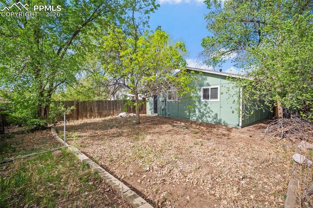 1823 Saratoga Drive, Colorado Springs, CO 80910