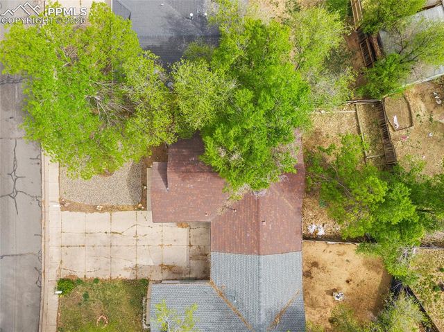 1823 Saratoga Drive, Colorado Springs, CO 80910