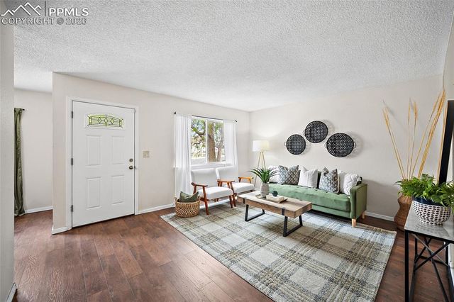 1823 Saratoga Drive, Colorado Springs, CO 80910