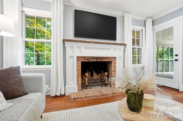 6535 Burlwood Road, Charlotte, NC 28211