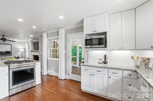 6535 Burlwood Road, Charlotte, NC 28211