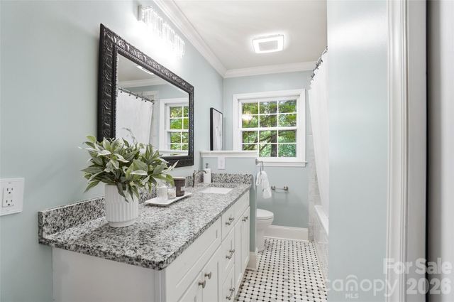 6535 Burlwood Road, Charlotte, NC 28211