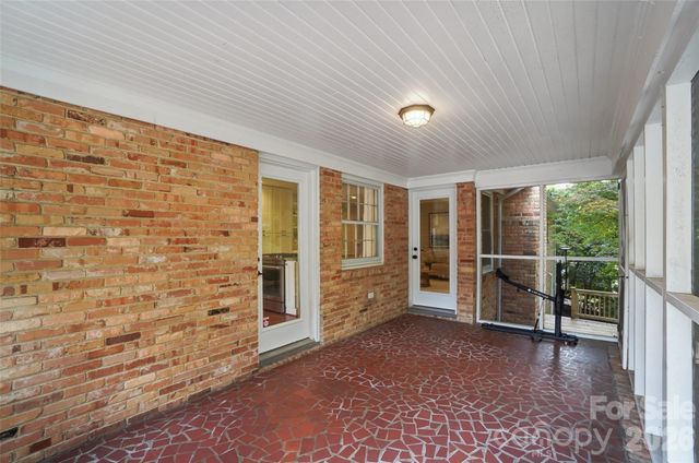 6535 Burlwood Road, Charlotte, NC 28211