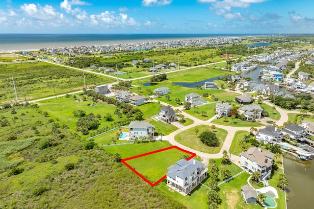 3619 Foremast Drive, Galveston, TX 77554