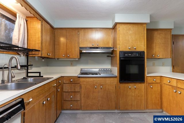 3158 19th Pl NW, Salem, OR 97304