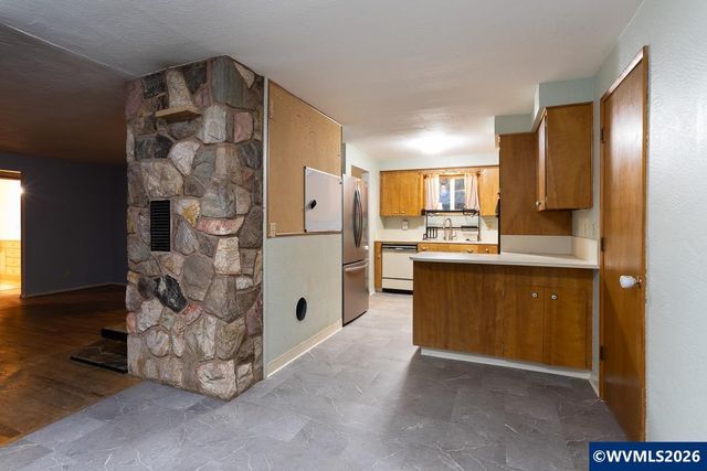 3158 19th Pl NW, Salem, OR 97304